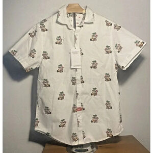 NWT Denim and Flower Short Sleeve Men's Size Med Button Up with Santa Chillin